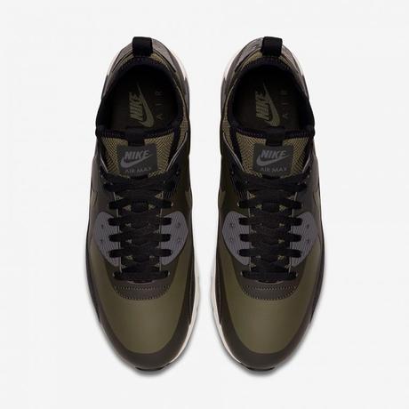 La Nike Air Max 90 Ultra Mid Winter s’offre un nouveau coloris “Sequoia” La Nike Air Max 90 Ultra Mid Winter s’offre un nouveau coloris “Sequoia”