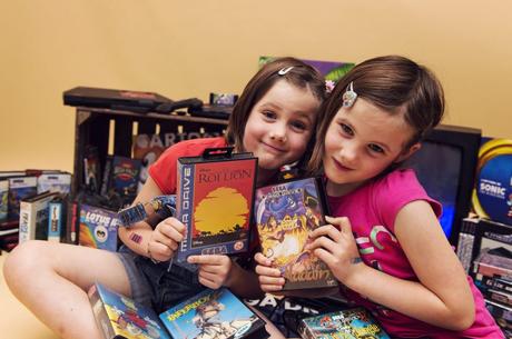 SEGA, c’est plus fort que qui ? SEGA, c'est plus fort que QUI ? Distribution de journaux ou les aventures du fiancé de Jasmine ?