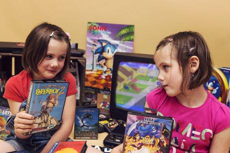 SEGA, c’est plus fort que qui ? SEGA, c'est plus fort que QUI ? Distribution de journaux ou les aventures du fiancé de Jasmine ?
