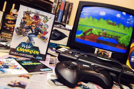SEGA, c’est plus fort que qui ? SEGA c'est plus fort que... Un p'tit gars qui est tombé dans les jeux-vidéo quand il était ado !