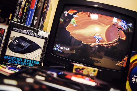 SEGA, c’est plus fort que qui ? SEGA c'est plus fort que... un verre de terre avec une cape !!