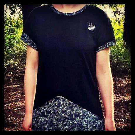 En mode streetwear ! https://tartinemascara.blogspot.com/2017/09/en-mode-streetwear.html