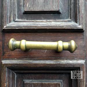 Tous les boutons de porte de la rue Thiers IMG 1013 (2)