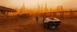 Blade Runner 2049, ou comment s’abîmer dans la grandeur Blade Runner 2049, ou comment s’abîmer dans la grandeur
