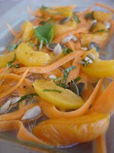 Carottes-abricots en salade et ses graines DSC06089