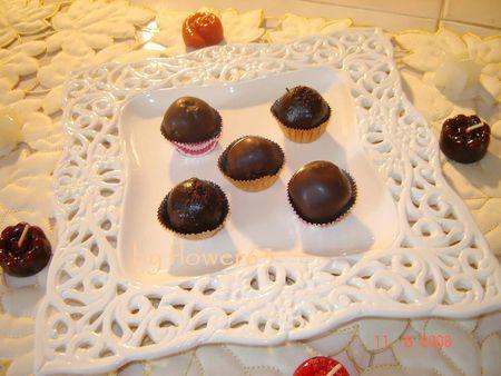 Boules cerises-noix de coco DSC05297