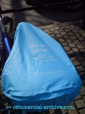 12 outils pour faire connaitre un commerce ou une petite entreprise – Partie 1 selle vélib publicité