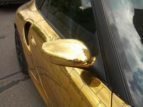Porsche plaqué or