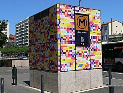 Le métro coloré de la ville rose Le métro coloré de la ville rose