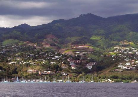 Tahiti ce jour, vue de la mer