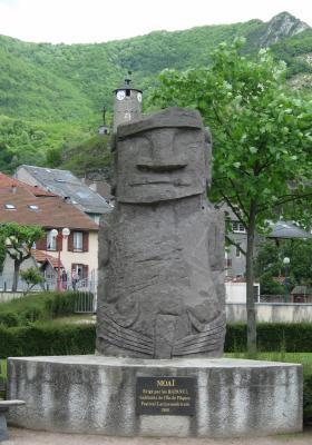 458/moaï de Tarascon - Ariège - France 458/moaï de Tarascon - Ariège - France