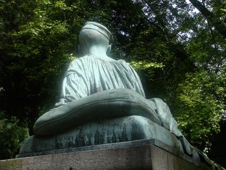 La Mère LeTabouret Cimetière du Père LaChaise
