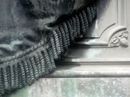 La Mère LeTabouret Cimetière du Père LaChaise