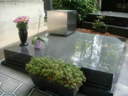 La Mère LeTabouret Cimetière du Père LaChaise