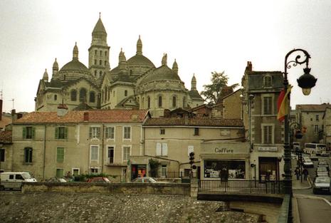 perigueux-st-front.1216369455.jpg