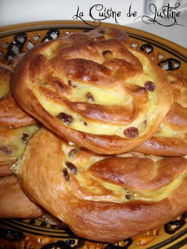 Pains aux Raisins Pains aux Raisins
