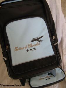 Déjà un parfum de rentrée ... A vos listes de fournitures scolaires ! Photo_004