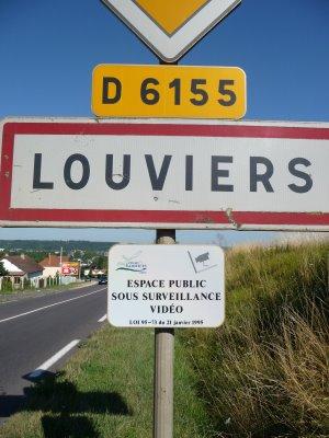 Louviers, son église, ses fleurs et ses caméras