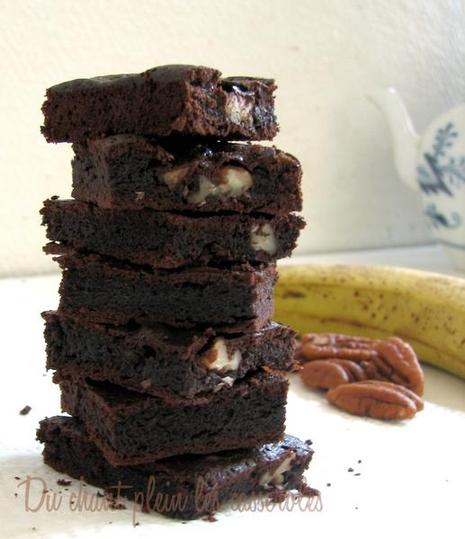 Brownies choco-banane-pécan ultra riches pour cerveaux surmenés Brownies choco-banane-pécan ultra riches pour cerveaux surmenés