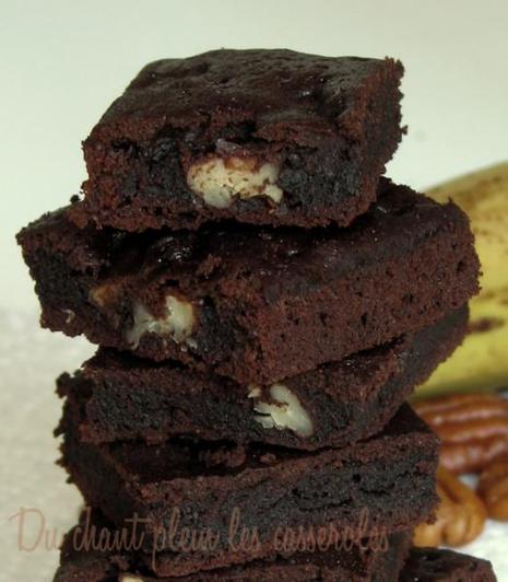 Brownies choco-banane-pécan ultra riches pour cerveaux surmenés Brownies choco-banane-pécan ultra riches pour cerveaux surmenés