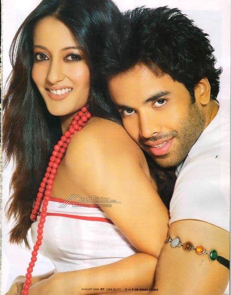 Raima Sen & Tusshar Kapoor in Cineblitz