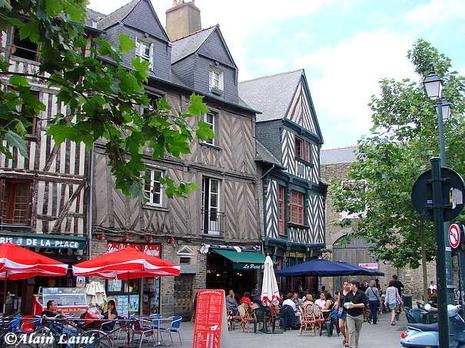 Place St Anne - Rennes (2/2) Place_St_Anne_21juin08_10
