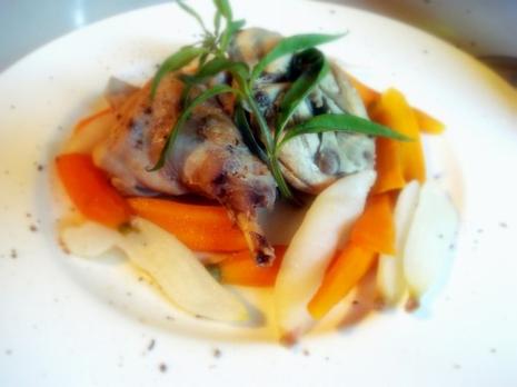 Le lapin ravi dans son bain de verveine odorante DSC01062.JPG