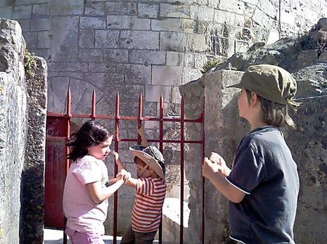 treasure-hunting.jpg treasure-hunting.jpg