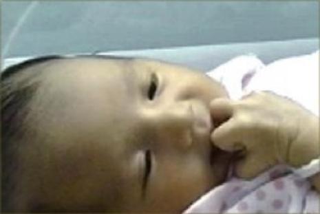 Imbroglio juridique autour d'un père japonais bébé mère porteuse Inde