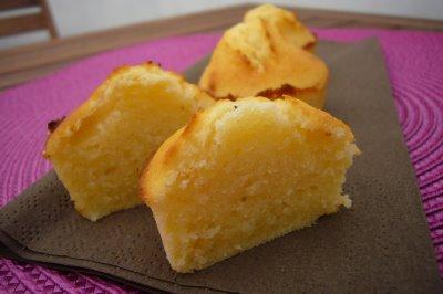 Madeleines moelleuses à la ricotta et aux amandes