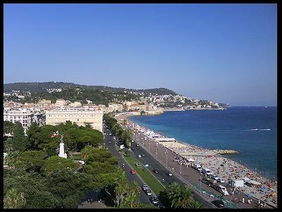 De retour parmi les blogueurs. Mais un peu seulement. De retour parmi les blogueurs. Mais un peu seulement.