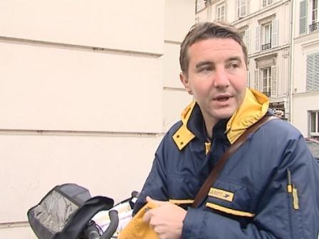 Opposition besancenot_facteur.1218830066.jpg