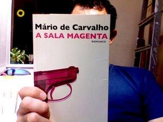 Roman: 'A sala magenta' de Mário de Carvalho