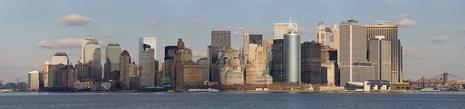 Vue panoramique de Lower Manhattan prise à partir du ferry de Staten Island.