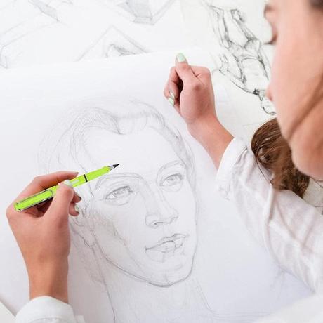 Dessiner un portrait réaliste : astuces