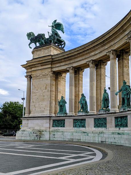 Le Monument du Millénaire à Budapest — Reportage photographique (32 photos)