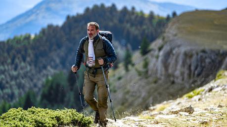 Anatomie d'une chute et Sur les Chemins noirs dans la short list des cinq finalistes pour représenter la France aux Oscars 2024 Sur-les-Chemins-Noirs_Photo-Thomas-Goisque©2021-Radar-Films-La-Production-Dujardin-TF1-Studio-Apollo-Films-Distribution-France-3-Cinema-Auvergne-Rhone-Alpe-Cinema_405-edited