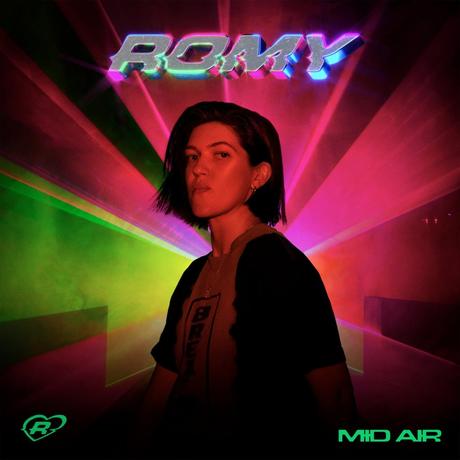 Romy ‘ Mid Air