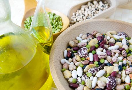 Les régimes végétariens deviennent de plus en plus populaires, mais ces régimes offrent-ils un apport protéique suffisant ? (Visuel Adobe Stock 30801683) Les régimes végétariens deviennent de plus en plus populaires, mais ces régimes offrent-ils un apport protéique suffisant ? (Visuel Adobe Stock 30801683)