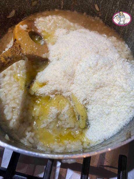 Arancini cacio e pepe et leur pointe de truffe Arancini cacio e pepe et leur pointe de truffe