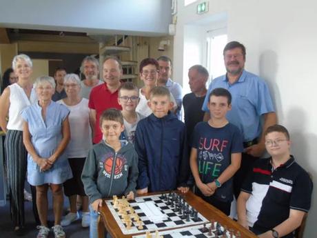 Une légende vivante des échecs en visite près d'Auxerre