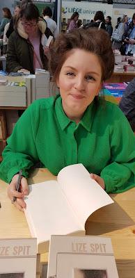 Café littéraire du vendredi 13 octobre 2023 : Lize Spit Café littéraire du vendredi 13 octobre 2023 : Lize Spit