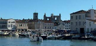 Saint-Martin : Un Joyau Insulaire entre Deux Mondes