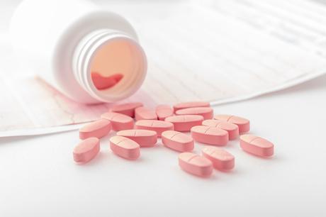 La muvalapline, un candidat médicament à administration orale, contre la maladie coronarienne et la sténose aortique tient ici ses promesses et se confirme comme un inhibiteur efficace de la formation des lipoprotéines A (Visuel Adobe Stock 321485256) La muvalapline, un candidat médicament à administration orale, contre la maladie coronarienne et la sténose aortique tient ici ses promesses et se confirme comme un inhibiteur efficace de la formation des lipoprotéines A (Visuel Adobe Stock 321485256)