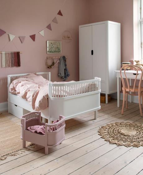 guirlande decorative chambre rose poudre fille