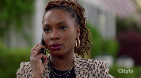 Critiques Séries : Found. Saison 1. Pilot.