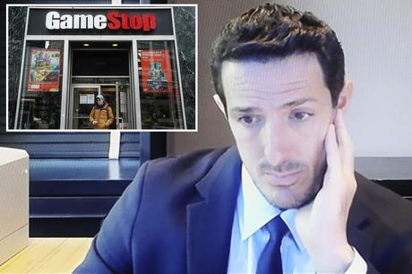 Vérités & Libertés Créatives dans Dumb Money Vérités & Libertés Créatives dans Dumb Money