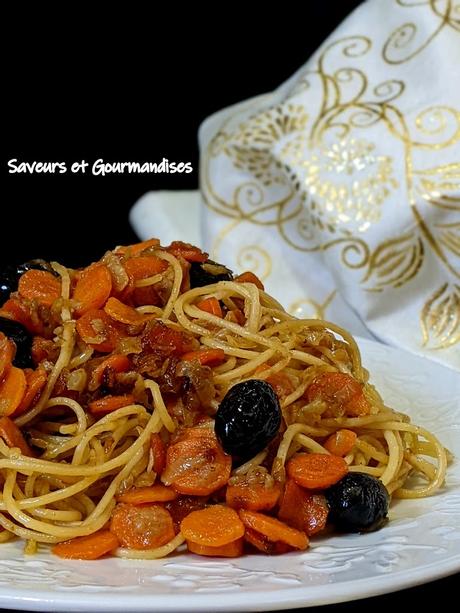 Spaghettis aux carottes et olives ( très faciles à préparer)