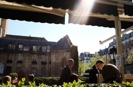 Les Deux Magots : Découvrez la quintessence du Paris gourmand Les Deux Magots : Découvrez la quintessence du Paris gourmand