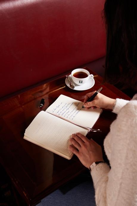 Les Deux Magots : Découvrez la quintessence du Paris gourmand Les Deux Magots : Découvrez la quintessence du Paris gourmand